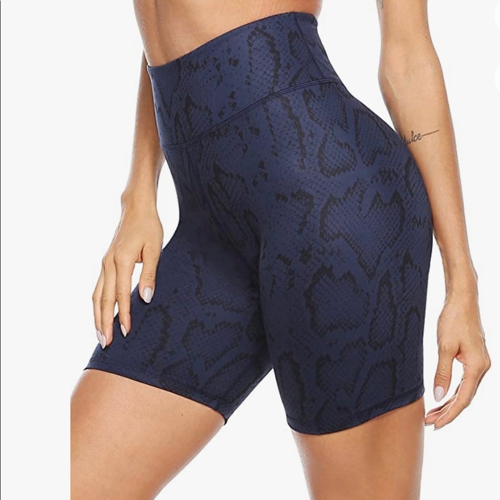 Biker Shorts — animal print